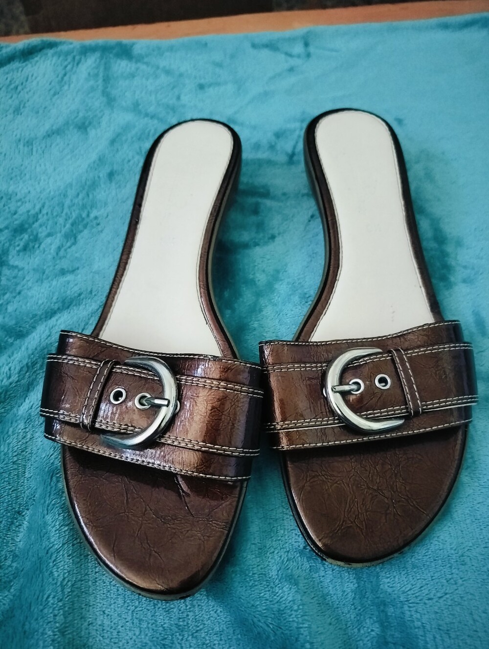 Vintage Connie Handmade in Italy Bronze Slide Sandals Wedge Mules Y2K Size 9.5